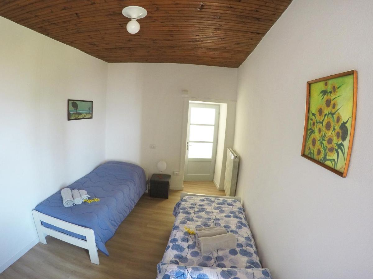 La Casa Delle Zie Villa เมนาจโจ ภายนอก รูปภาพ